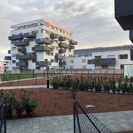 Neubau Wohnung Stadlau Vienna Exterior photo