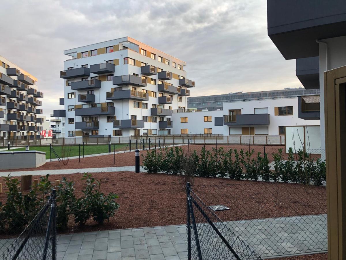 Neubau Wohnung Stadlau Vienna Exterior photo